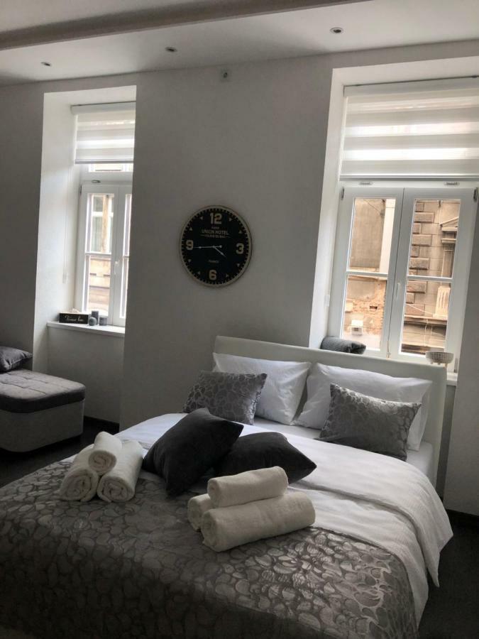 Antwerp Appartments Sarajevo Bagian luar foto